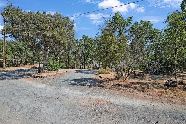 16004 Perimeter Rd, Grass Valley, CA 95949