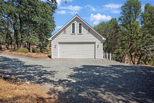 16004 Perimeter Rd, Grass Valley, CA 95949