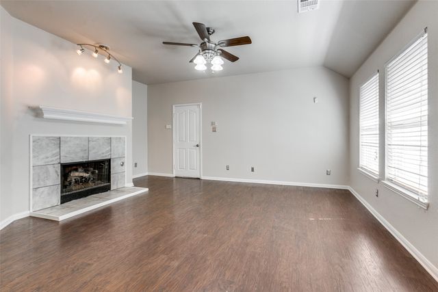 7702 Belcrest Drive, Frisco, TX 75034