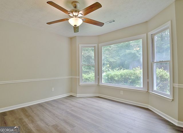 85 Holly Springs Road, Sharpsburg, GA 30277