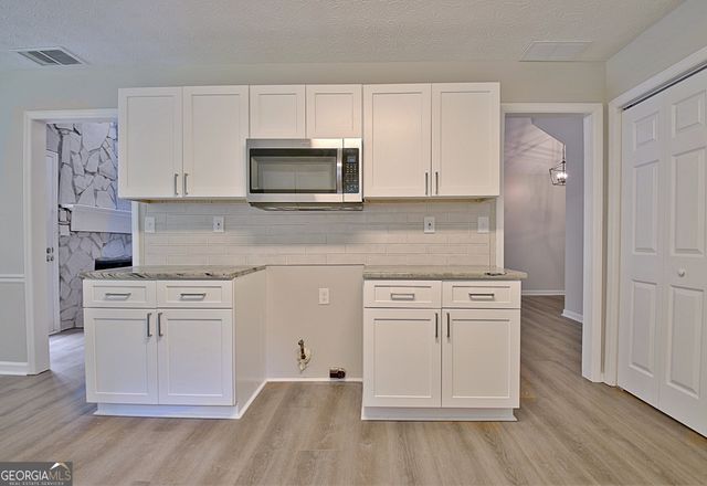 85 Holly Springs Road, Sharpsburg, GA 30277