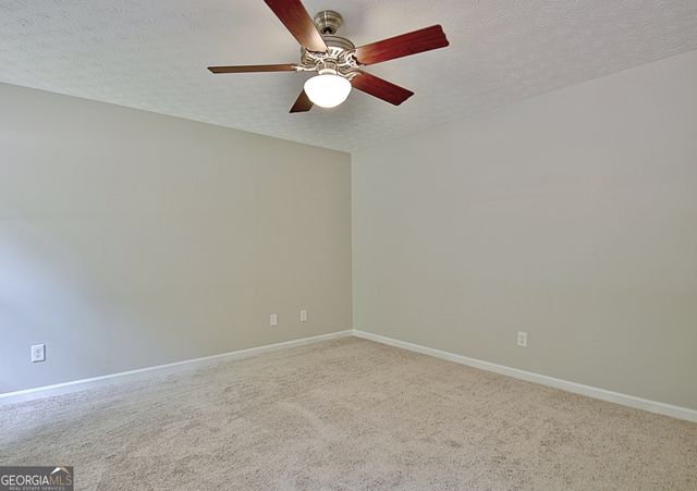 85 Holly Springs Road, Sharpsburg, GA 30277