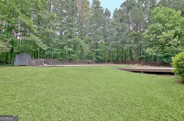 85 Holly Springs Road, Sharpsburg, GA 30277