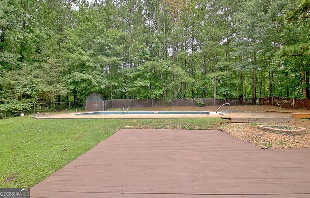 85 Holly Springs Road, Sharpsburg, GA 30277