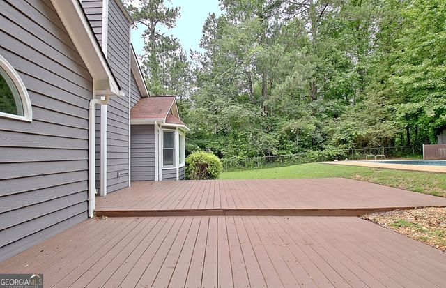 85 Holly Springs Road, Sharpsburg, GA 30277