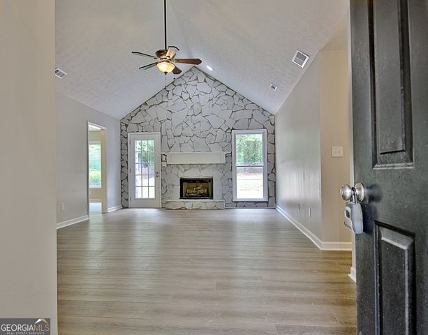 85 Holly Springs Road, Sharpsburg, GA 30277