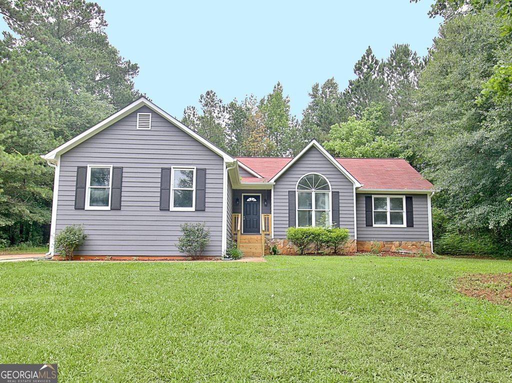 85 Holly Springs Road, Sharpsburg, GA 30277