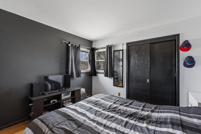 6110 Thornridge LANE, Greendale, WI 53129