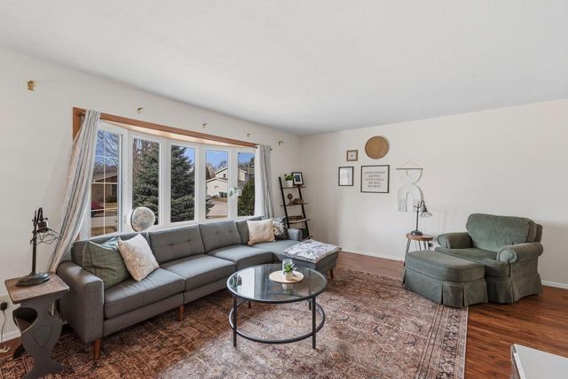 6110 Thornridge LANE, Greendale, WI 53129