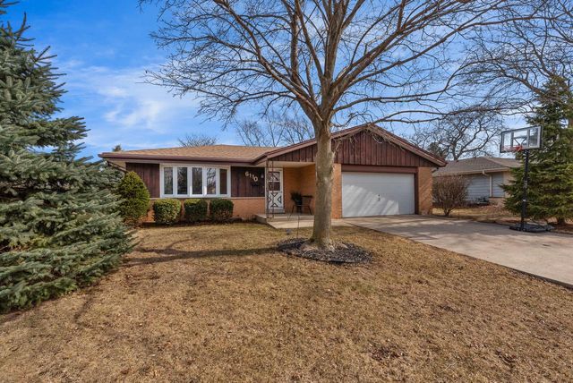 6110 Thornridge LANE, Greendale, WI 53129