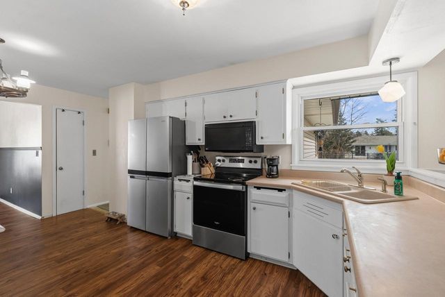 6110 Thornridge LANE, Greendale, WI 53129