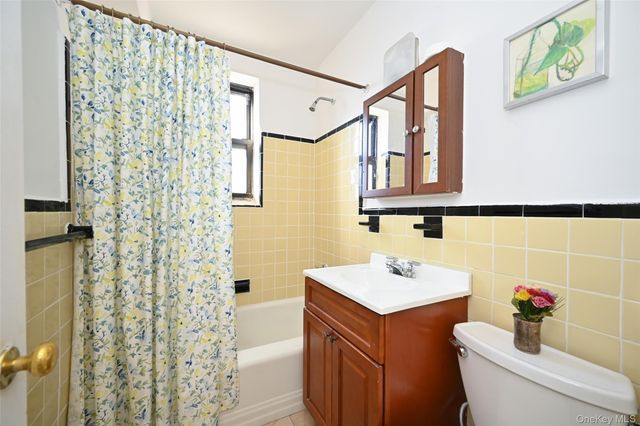 99-63 66 Avenue A9, Rego Park, NY 11374