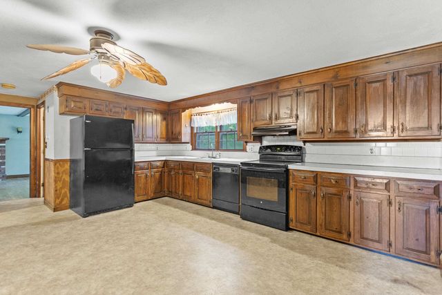 20 Garrison Road, Salem, NH 03079