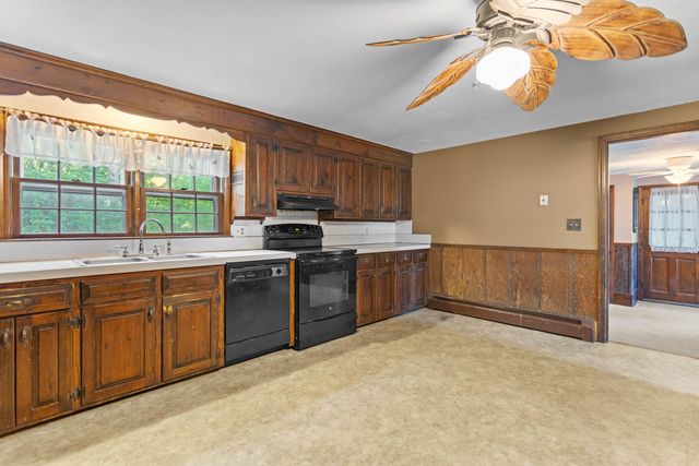 20 Garrison Road, Salem, NH 03079