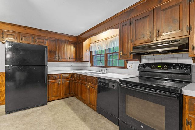 20 Garrison Road, Salem, NH 03079