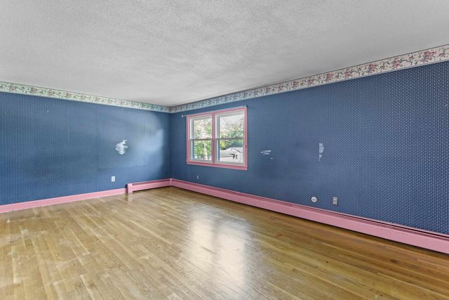 20 Garrison Road, Salem, NH 03079