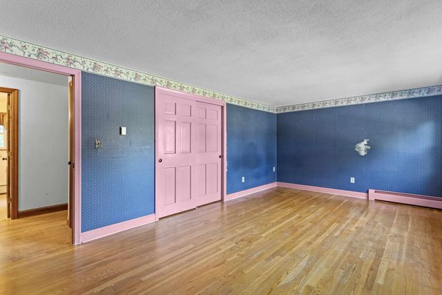 20 Garrison Road, Salem, NH 03079