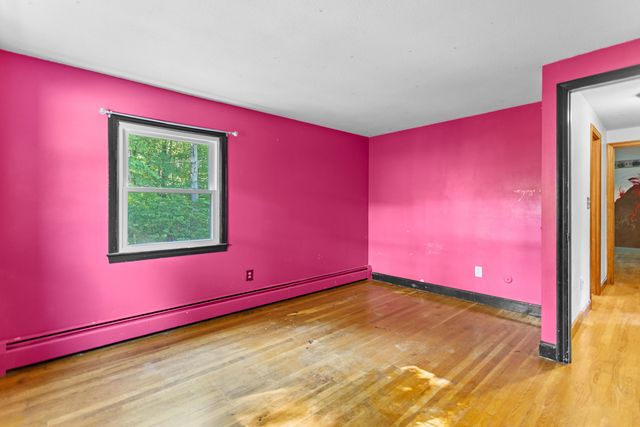 20 Garrison Road, Salem, NH 03079