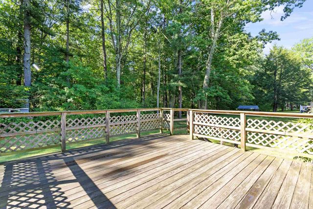 20 Garrison Road, Salem, NH 03079