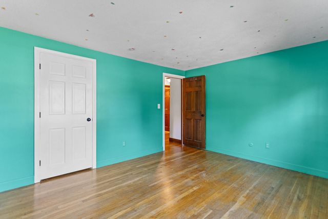 20 Garrison Road, Salem, NH 03079