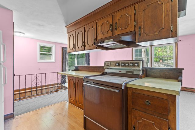 20 Garrison Road, Salem, NH 03079