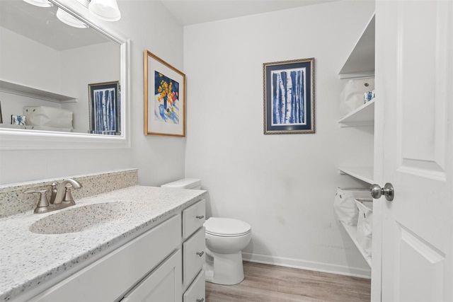 525 E 20TH STREET, Kaukauna, WI 54130