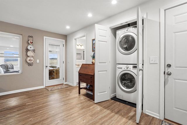 525 E 20TH STREET, Kaukauna, WI 54130