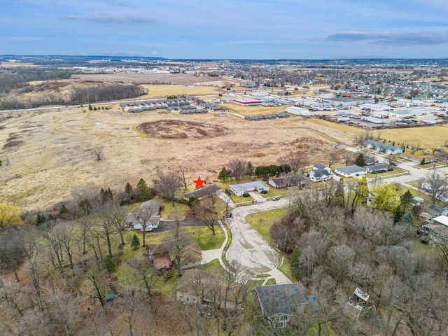 525 E 20TH STREET, Kaukauna, WI 54130