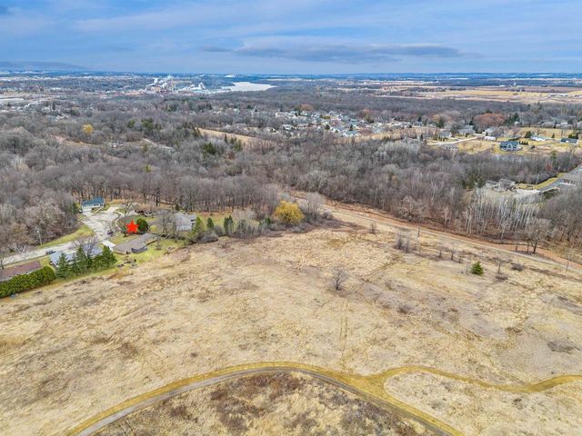 525 E 20TH STREET, Kaukauna, WI 54130