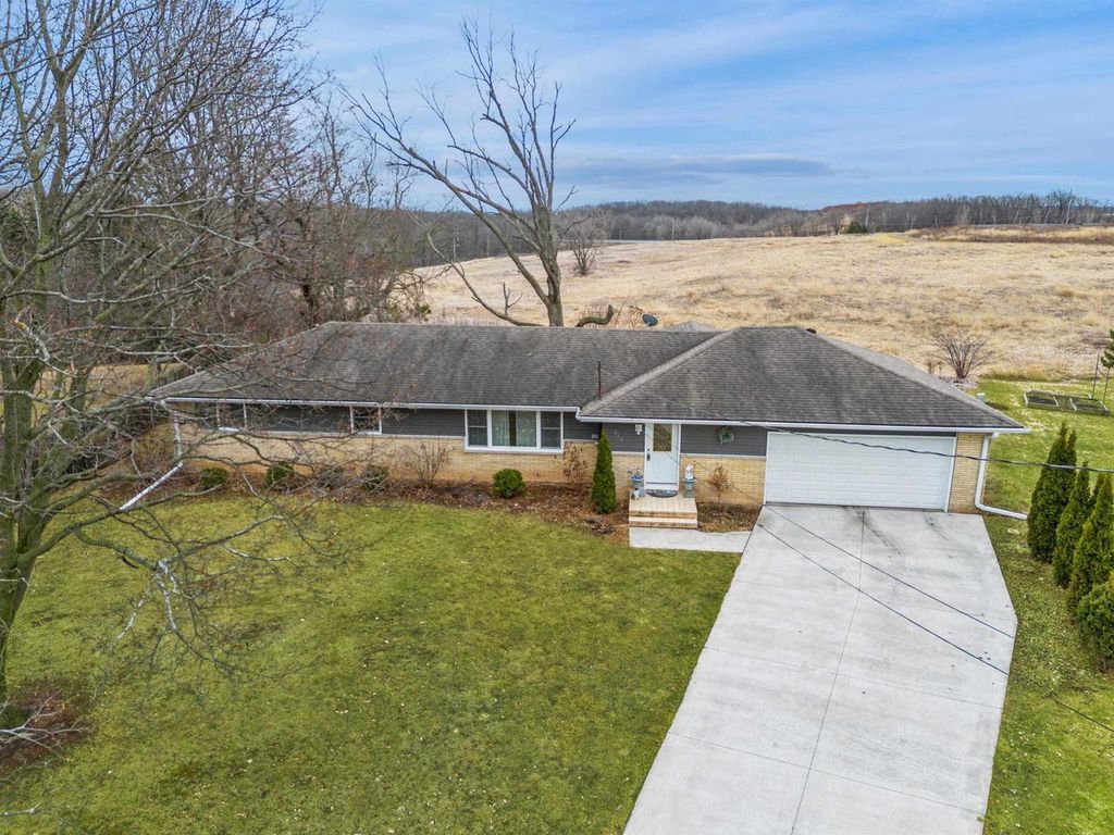 525 E 20TH STREET, Kaukauna, WI 54130