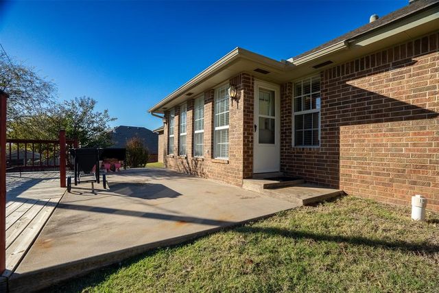 922 Blue Bird Terrace, Purcell, OK 73080