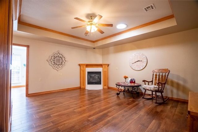 922 Blue Bird Terrace, Purcell, OK 73080