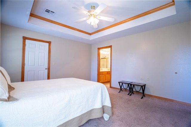 922 Blue Bird Terrace, Purcell, OK 73080