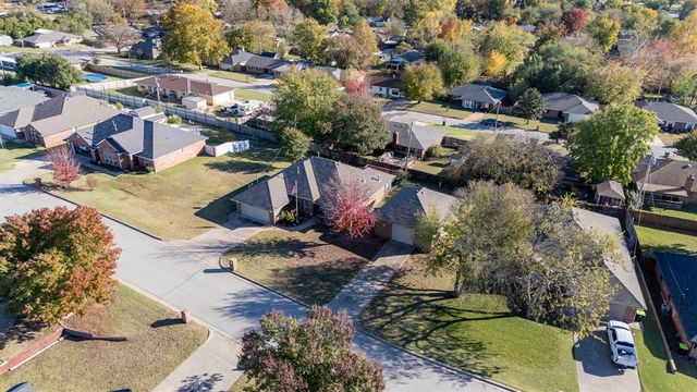 922 Blue Bird Terrace, Purcell, OK 73080