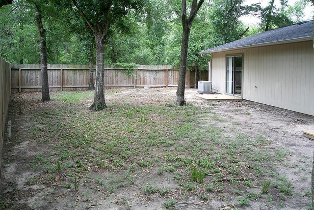 9 Wolfhound Lane, The Woodlands, TX 77380
