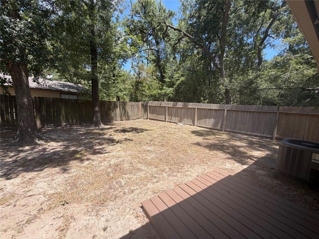 9 Wolfhound Lane, The Woodlands, TX 77380