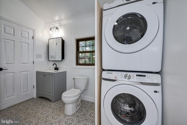 415 RANKIN AVE, Deptford, NJ 08096