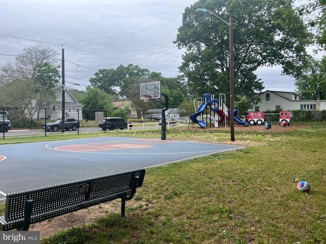 415 RANKIN AVE, Deptford, NJ 08096