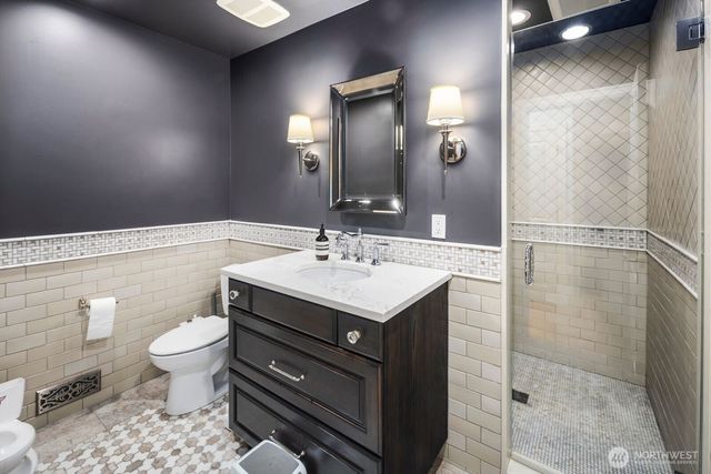 6030 Ann Arbor Avenue NE, Seattle, WA 98115