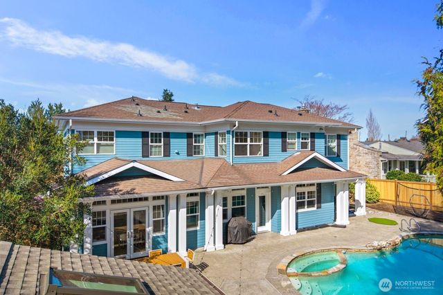 6030 Ann Arbor Avenue NE, Seattle, WA 98115