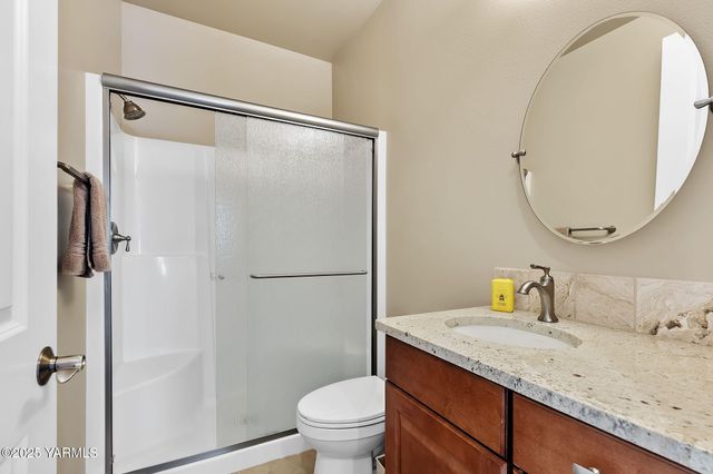 2200 S 76th Ave, Yakima, WA 98903