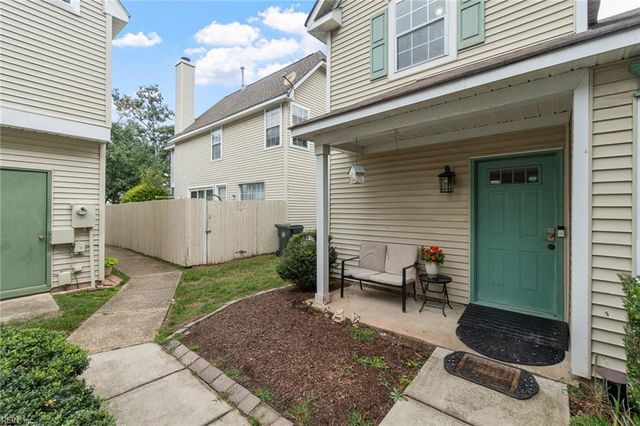 131 Watson DR, Newport News, VA 23602