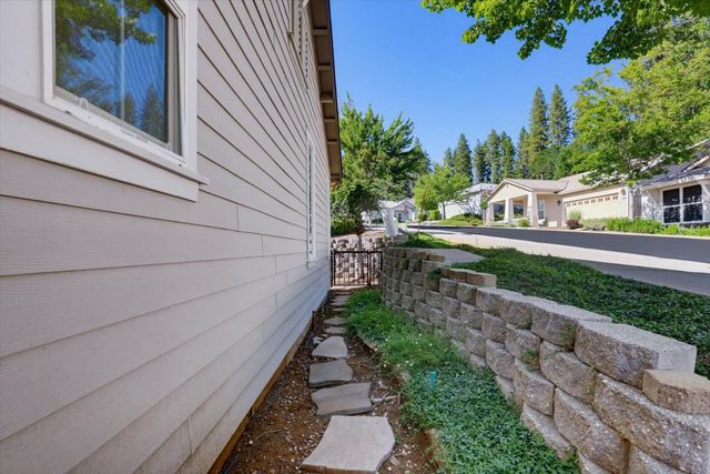 108 Pintail Pl, Grass Valley, CA 95945