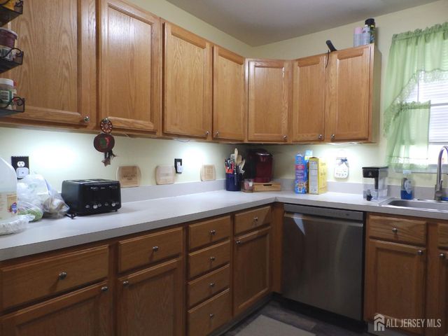 508 Cypress Lane, East Brunswick, NJ 08816