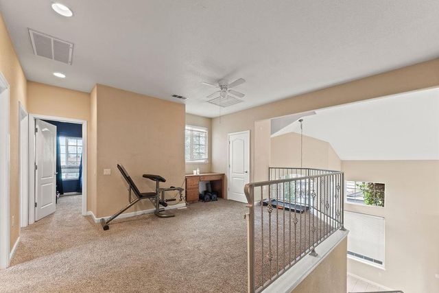 4116 Desertaire Dr, Modesto, CA 95355