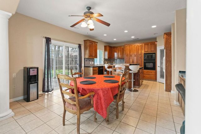 4116 Desertaire Dr, Modesto, CA 95355