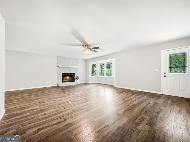 260 Nectarine Drive, Newnan, GA 30265