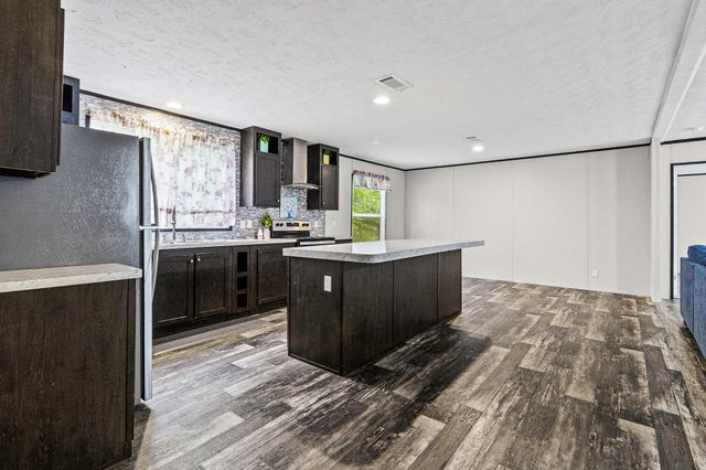 180 Raven, Livingston, TX 77351