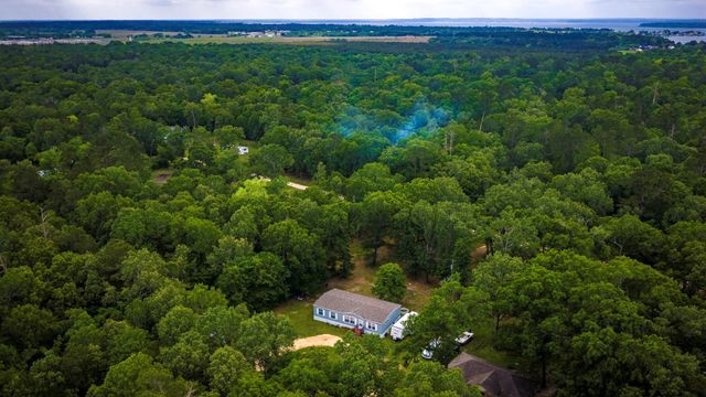 180 Raven, Livingston, TX 77351