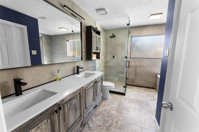 2645 Sawyer Drive, Seabrook, TX 77586